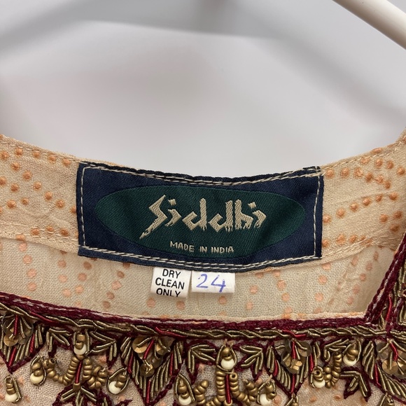 Authentic Siddhis Child Tunic Pant Set from India Size 24 - Picture 6 of 14